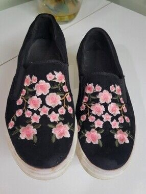 BOUQUETA Floral embroidered black slip on 👟 sneakers 9